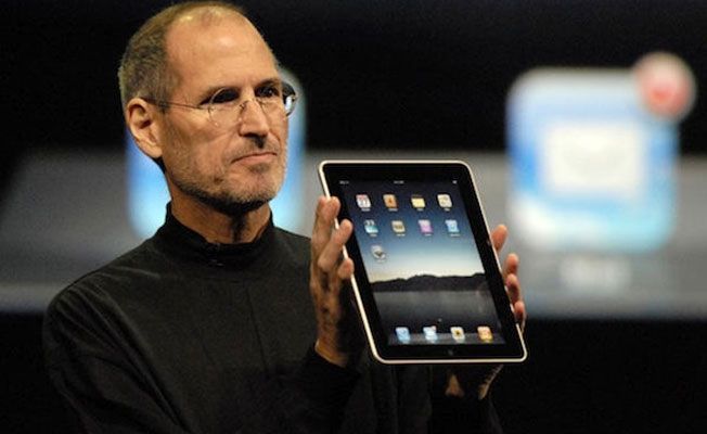 steve-jobs-ipad